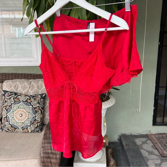 Victoria’s Secret Lingerie Sleepwear Set - Picture 1 of 13
